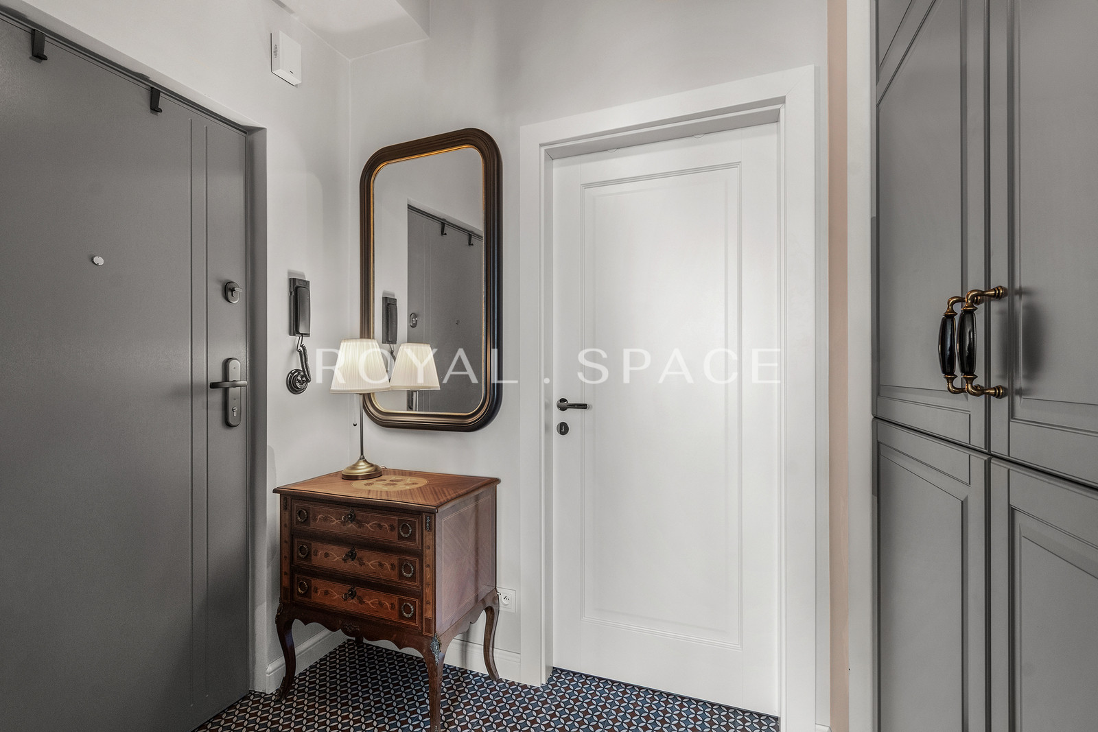 Nowoczesny apartament w kamienicy | Mokotowska!