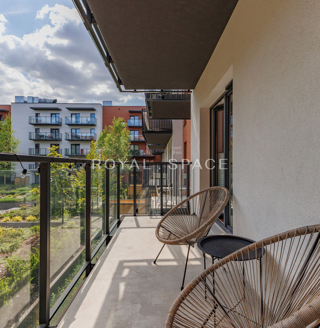 Bright apartment with parking! | Salsa Lokum