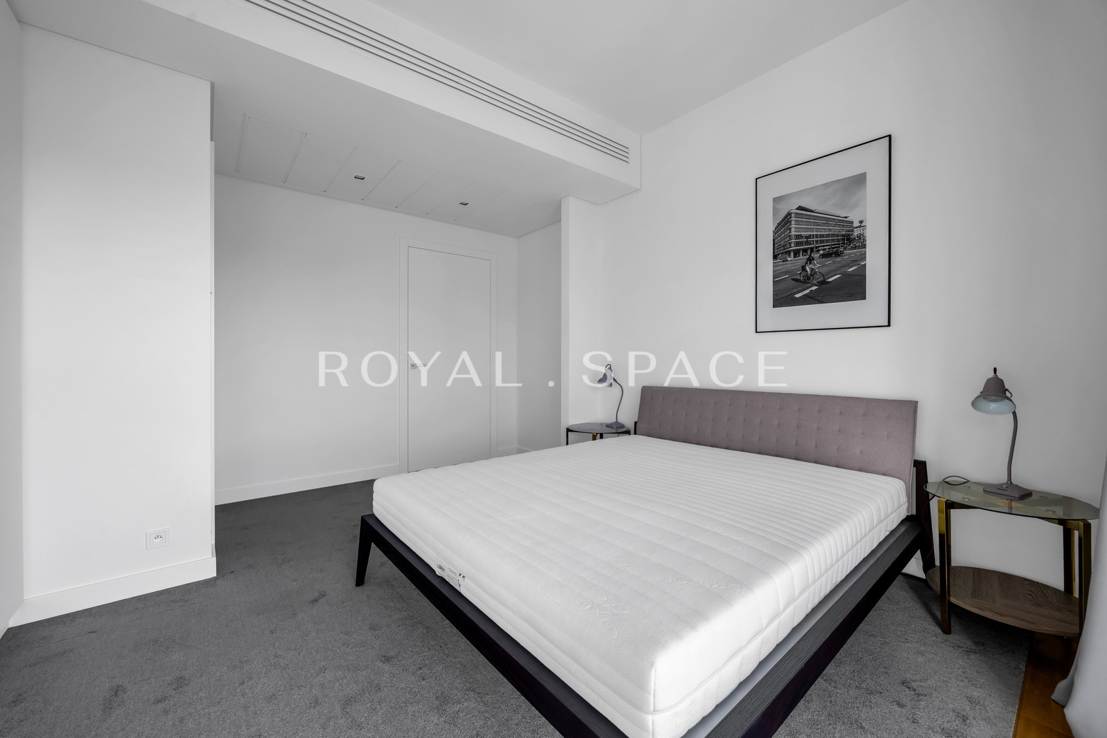 Złota 44 – Najlepsza cena w budynku!