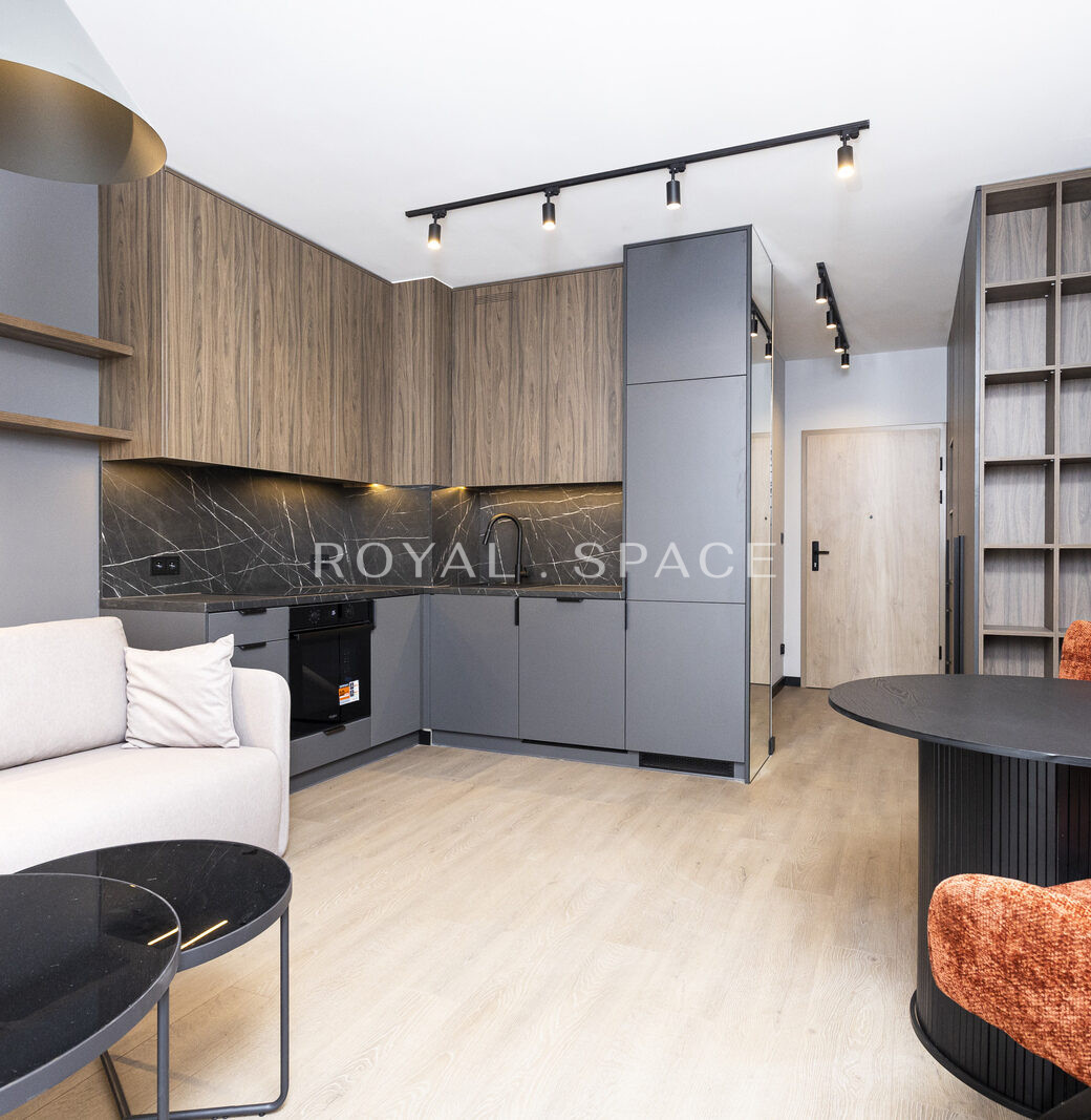 Сучасна квартира-студія біля парку | BELG