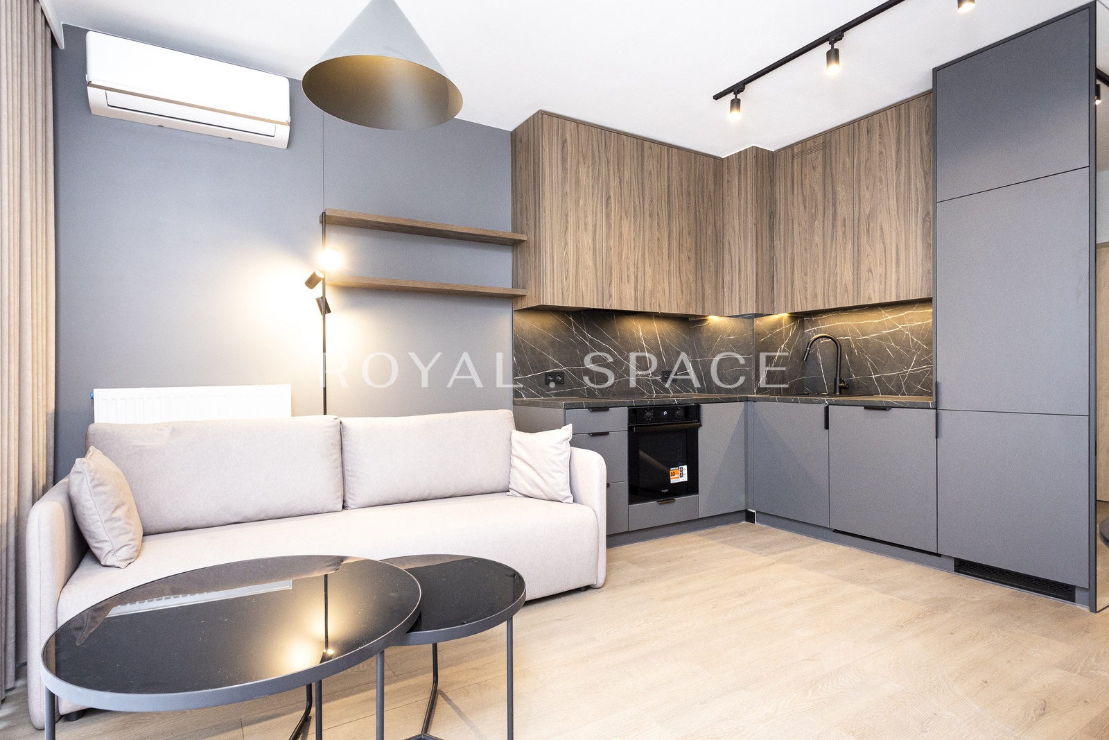 Сучасна квартира-студія біля парку | BELG