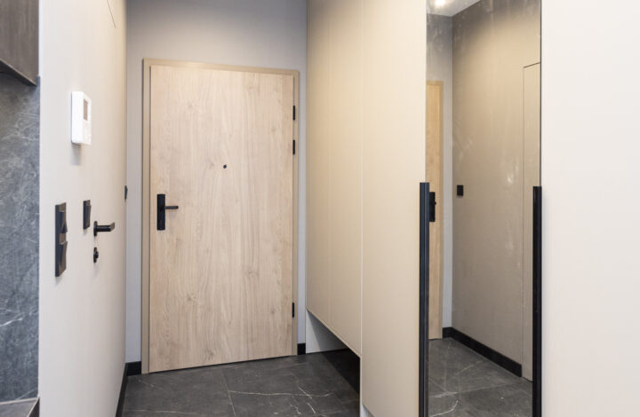 Nowoczesna kawalerka przy parku | BELG