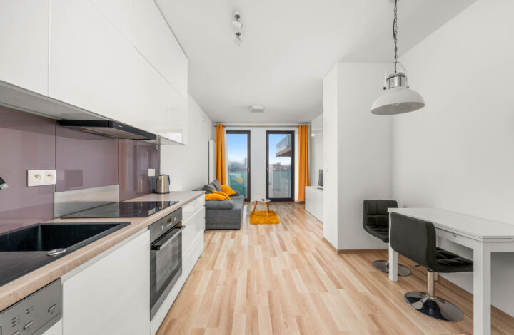 Світла квартира з балконом | Grzegórzki