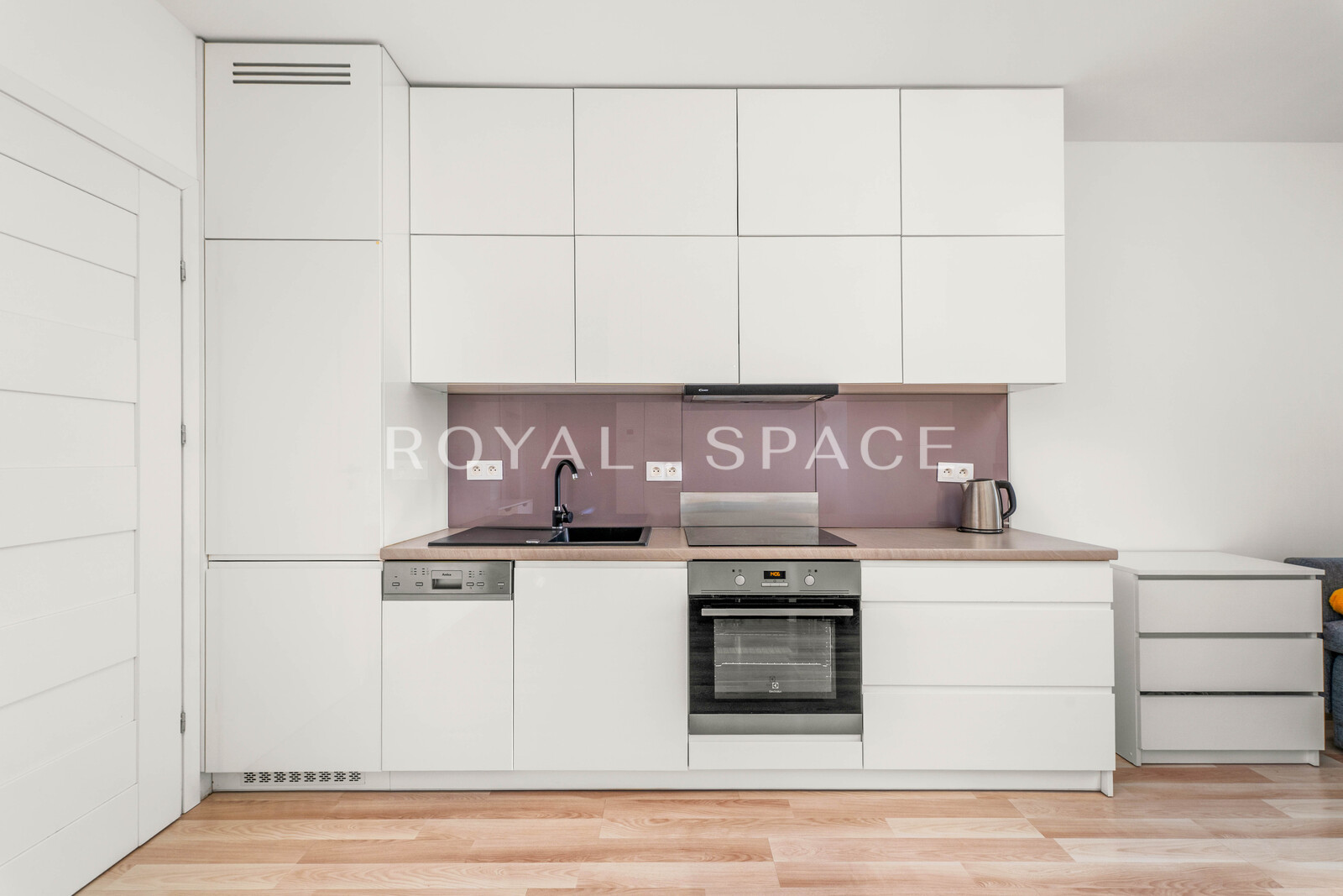 Світла квартира з балконом | Grzegórzki