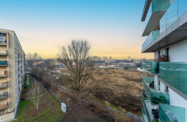 Світла квартира з балконом | Grzegórzki