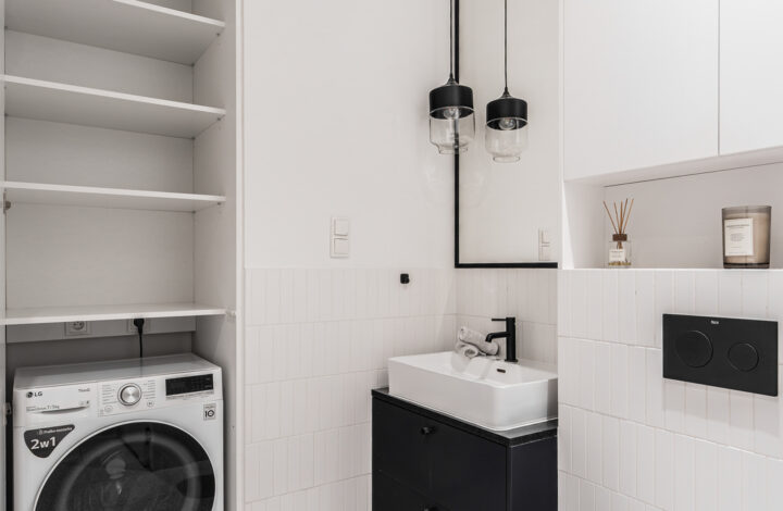 Сучасна студія з світлим інтер’єром | Powiśle