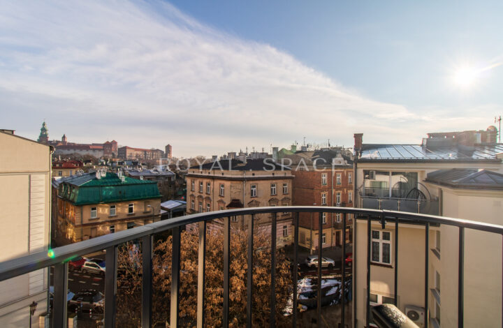 Apartment with roof terrace!