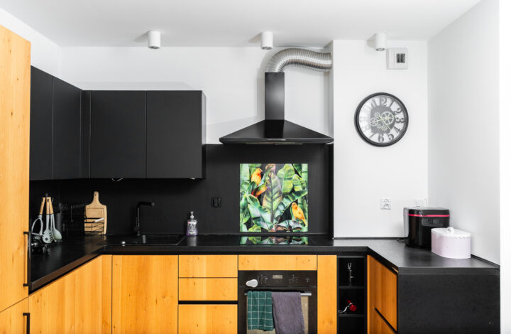 Світла квартира з балконом | Lema 24