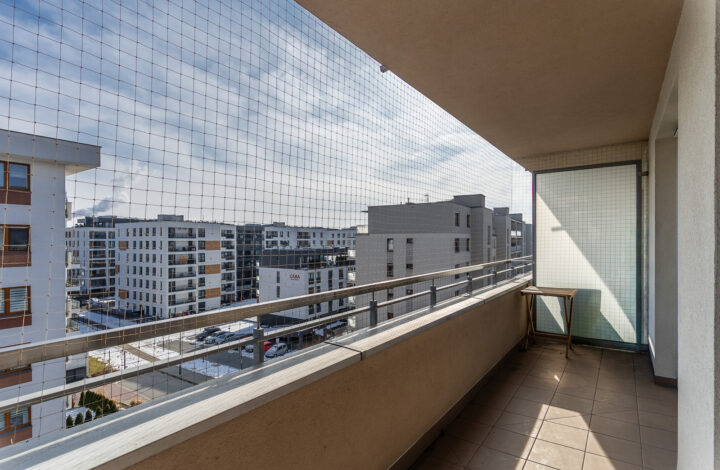 Світла квартира з балконом | Lema 24