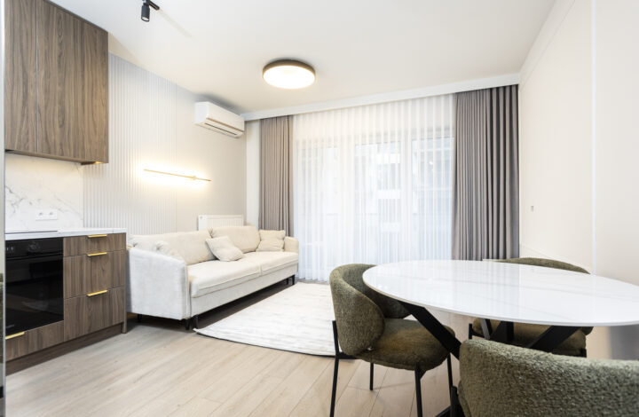 Сучасна студія біля парку | BELG