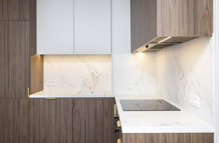 Nowoczesna kawalerka przy parku | BELG