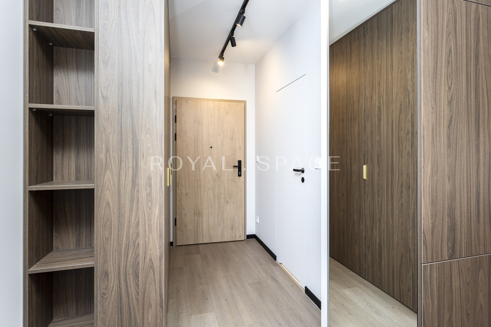 Nowoczesna kawalerka przy parku | BELG