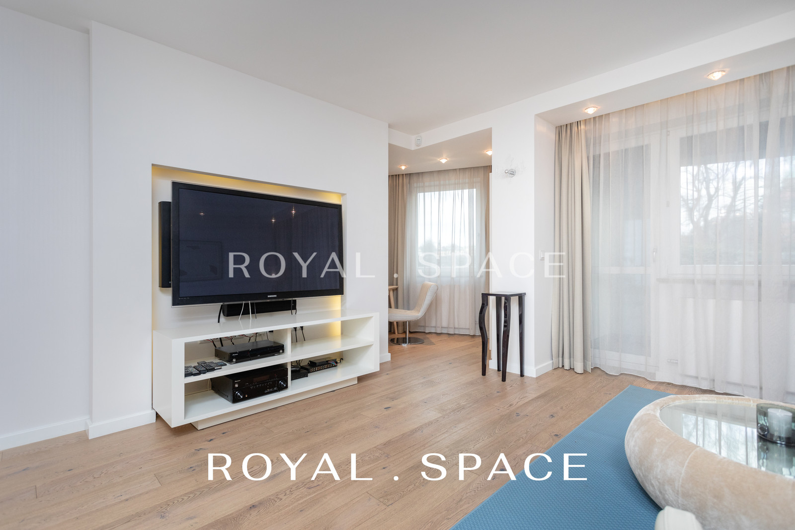 Apartament z ogrodem i widokiem na Wawel w centrum