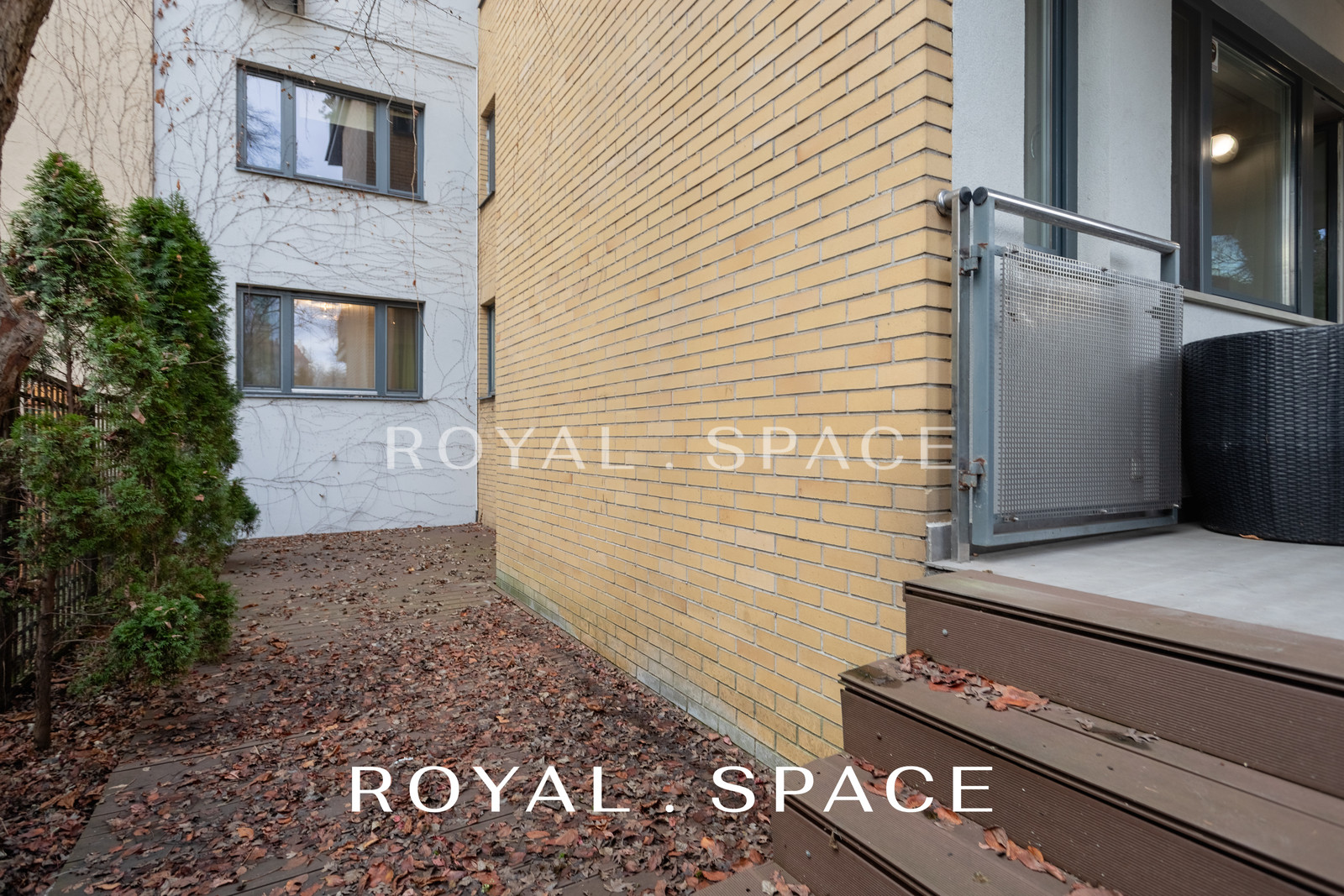 Apartament z ogrodem i widokiem na Wawel w centrum