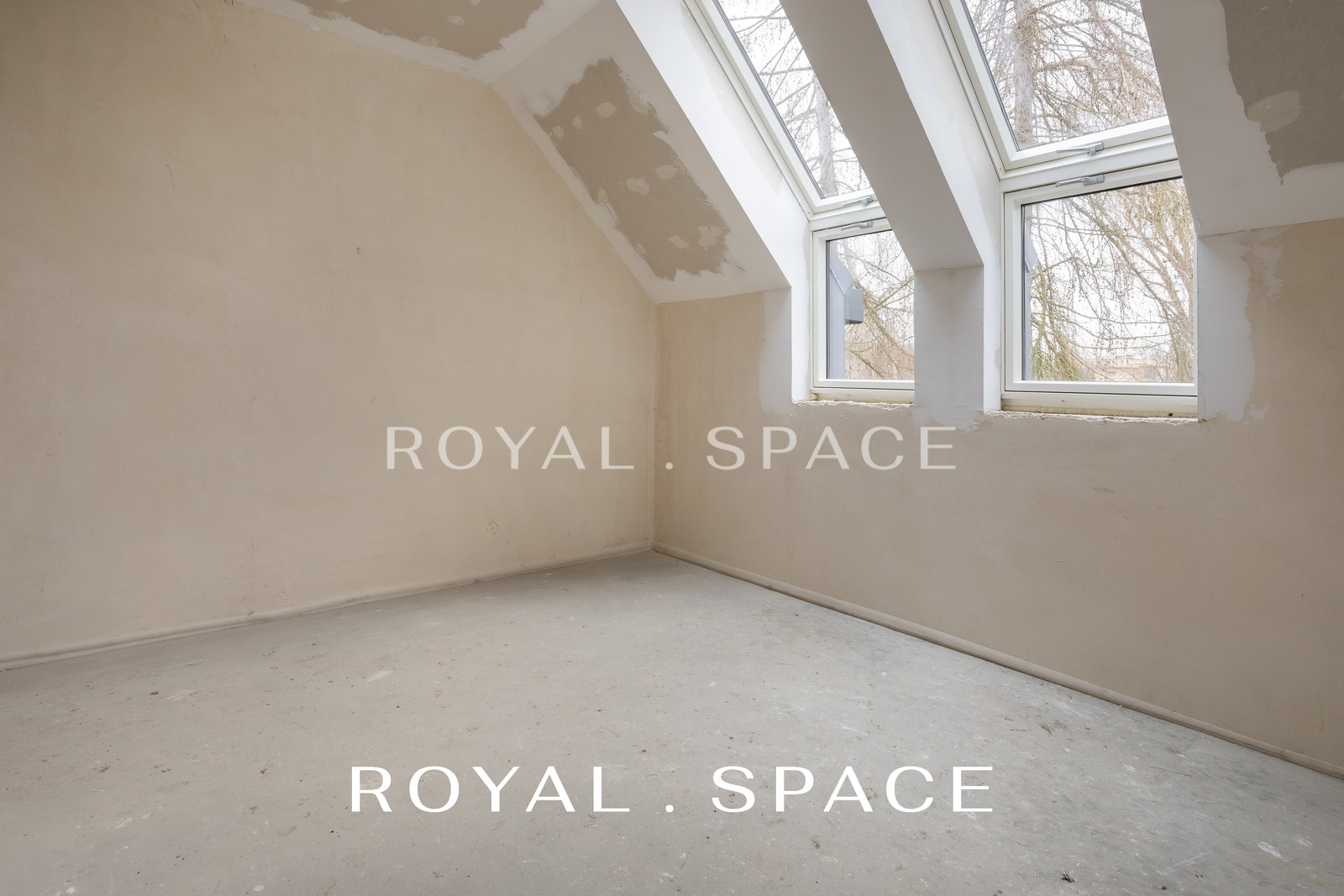 Dom wolnostojący wsród zieleni!