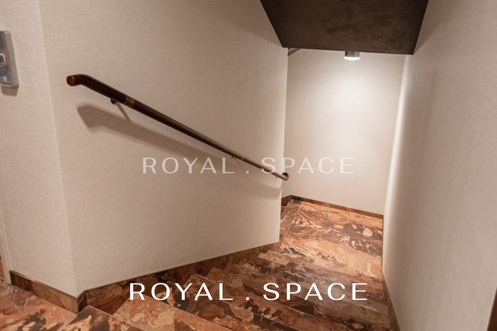 Apartament z tarasem z widokiem na Wisłę – 94 m2