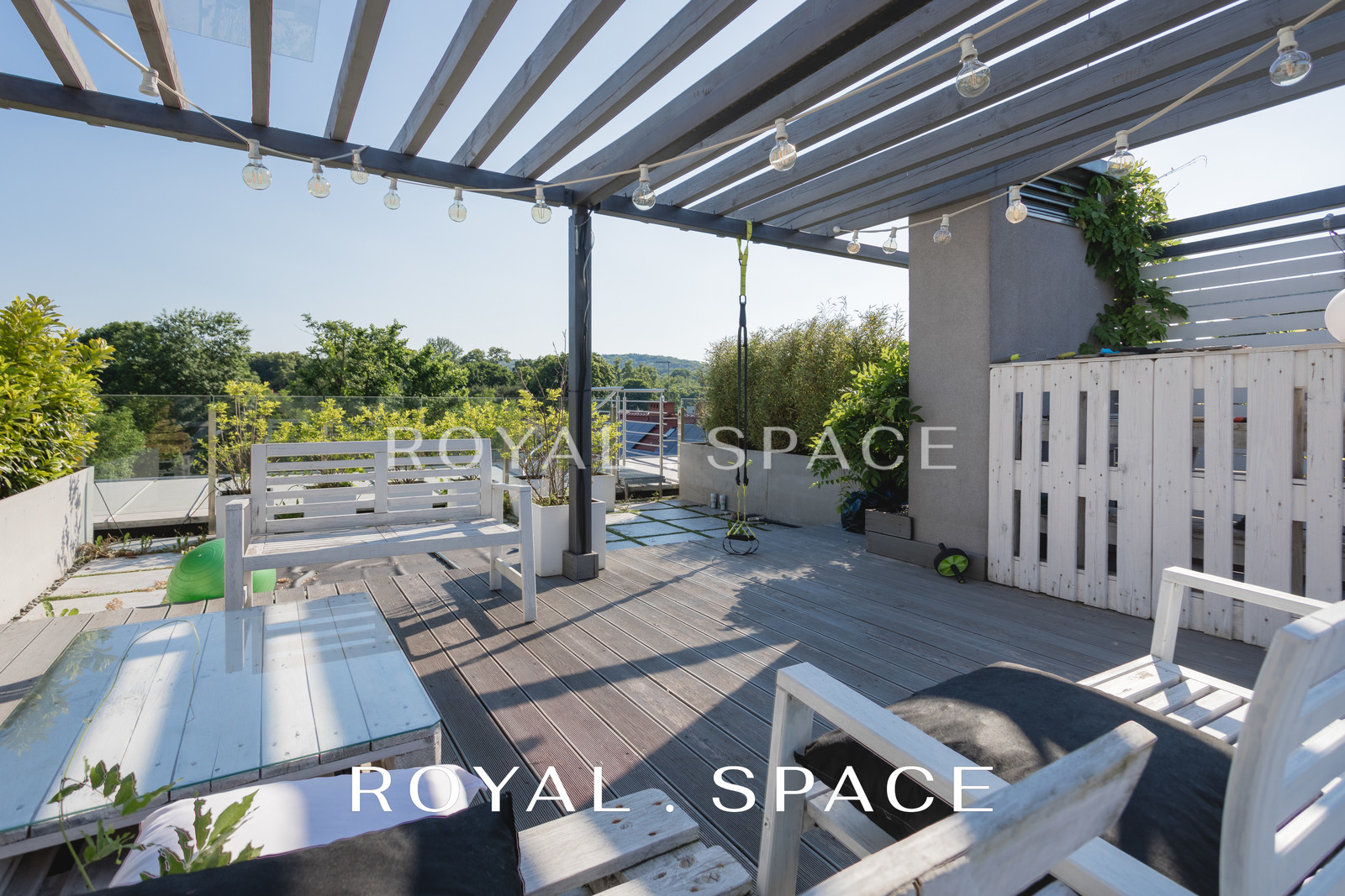 Apartament z tarasem na dachu na Woli Justowskiej