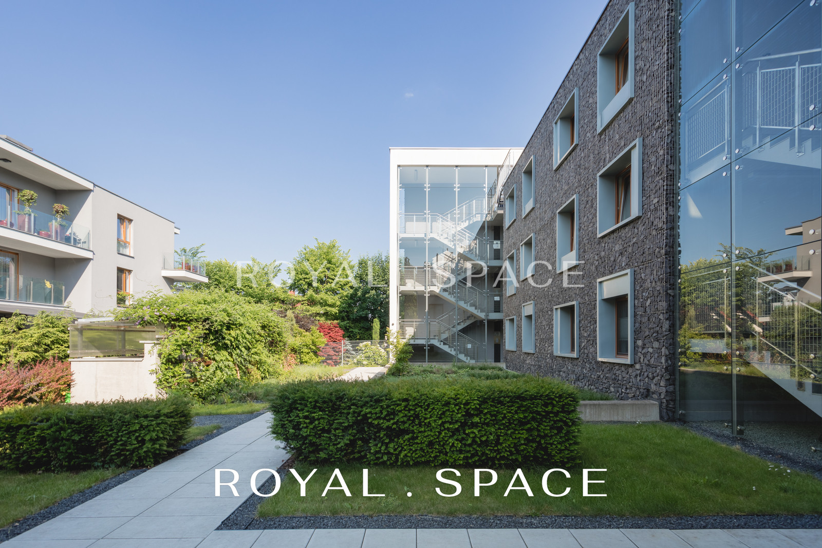 Apartament z tarasem na dachu na Woli Justowskiej