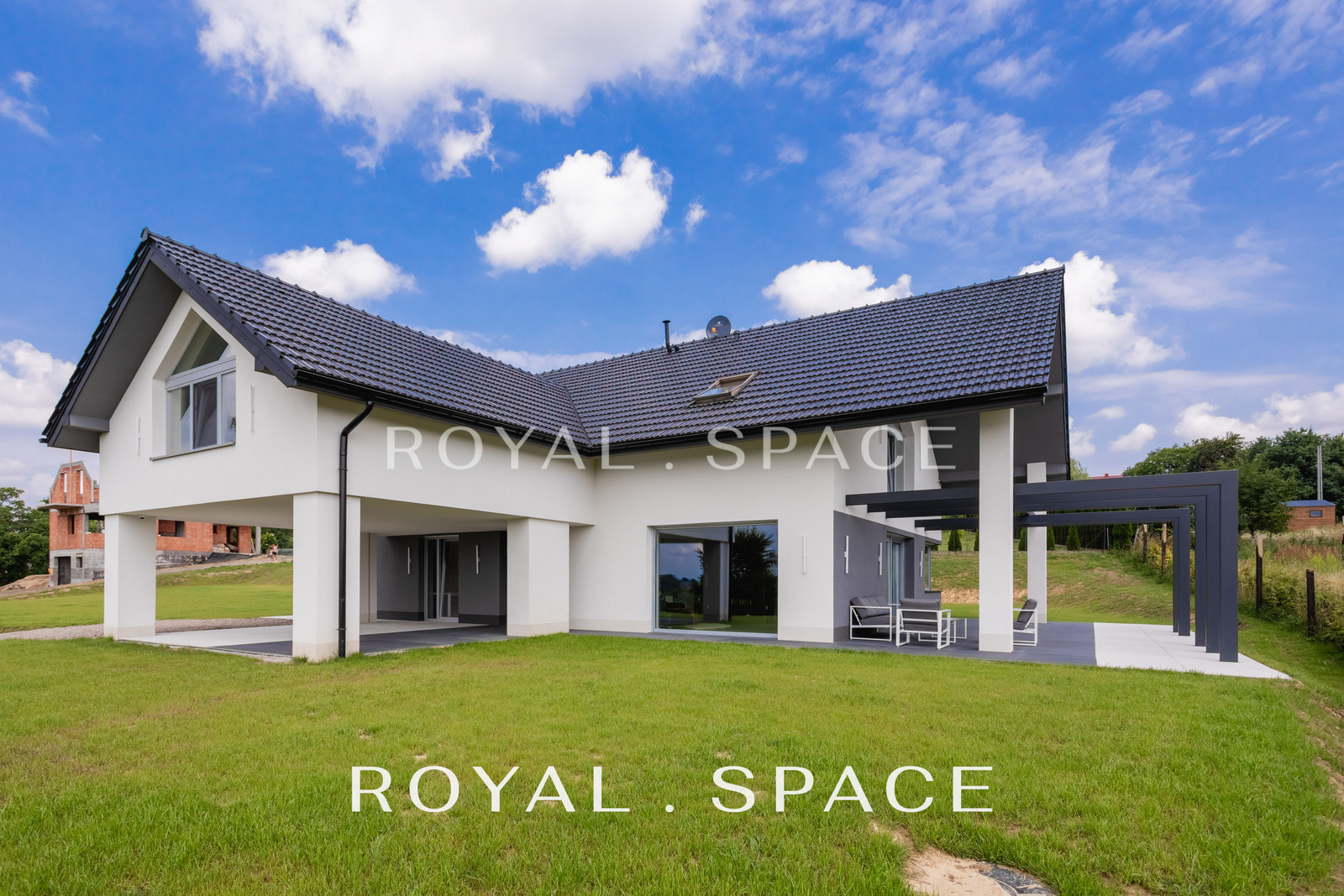 Luksusowy dom z widokiem na góry