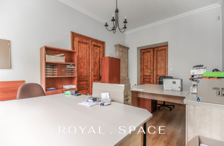 Mieszkanie na Starym Mieście | 4 pok | ENG