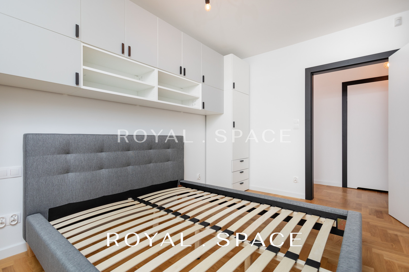 Przestronny 5-pok. apartament z tarasem na dachu