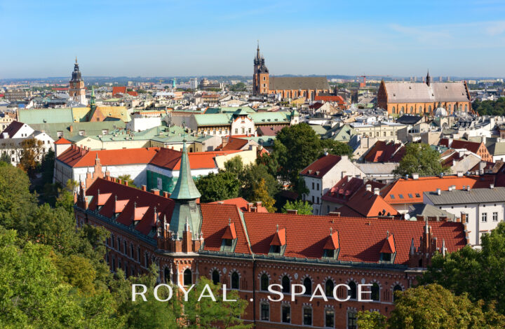 Villa with a pool and SPA in Wola Justowska!