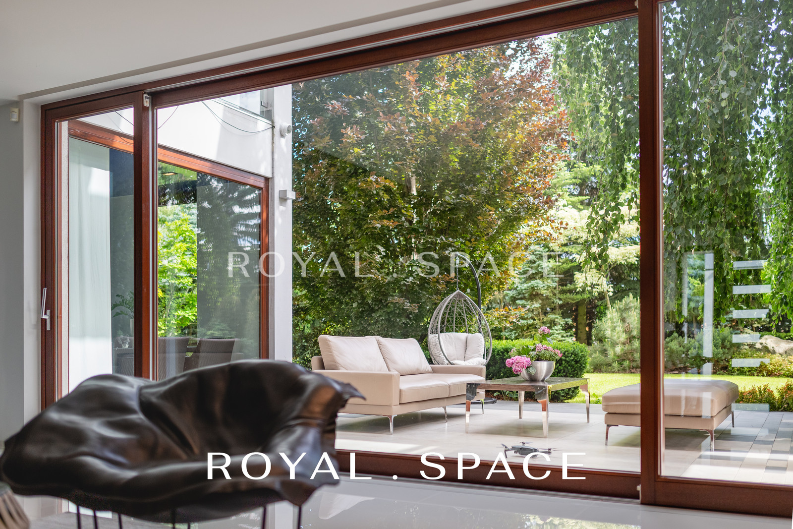 Luksusowy willa z basenem na Bielanach!