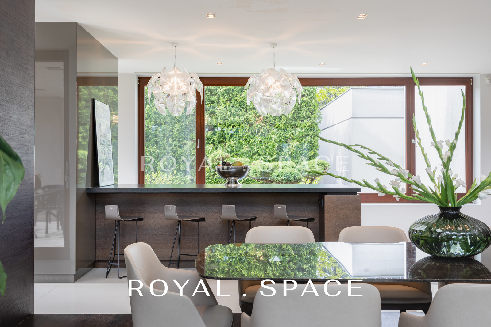 Luksusowy willa z basenem na Bielanach!