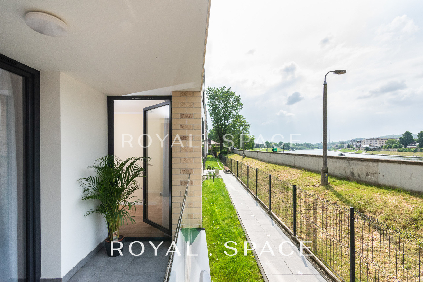 Apartament z widokiem na Wisłę w Riva Verona
