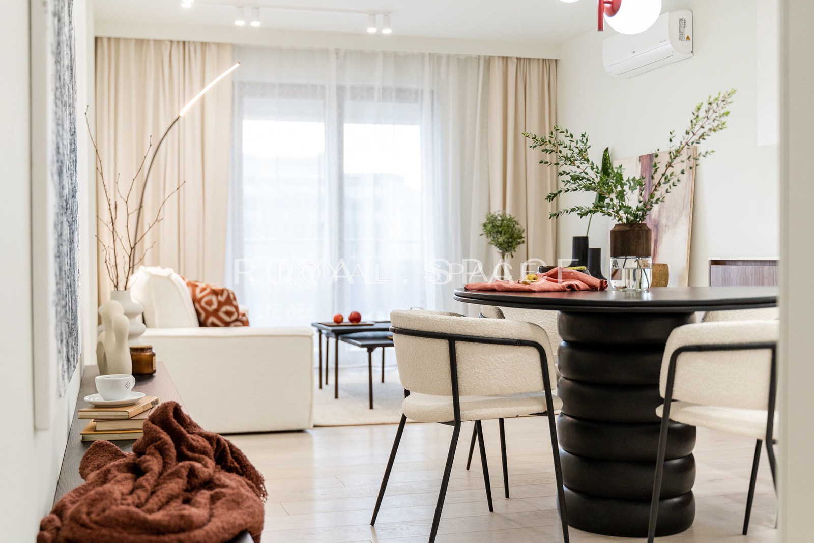 Apartament z garderobą na Wiślanych Tarasach