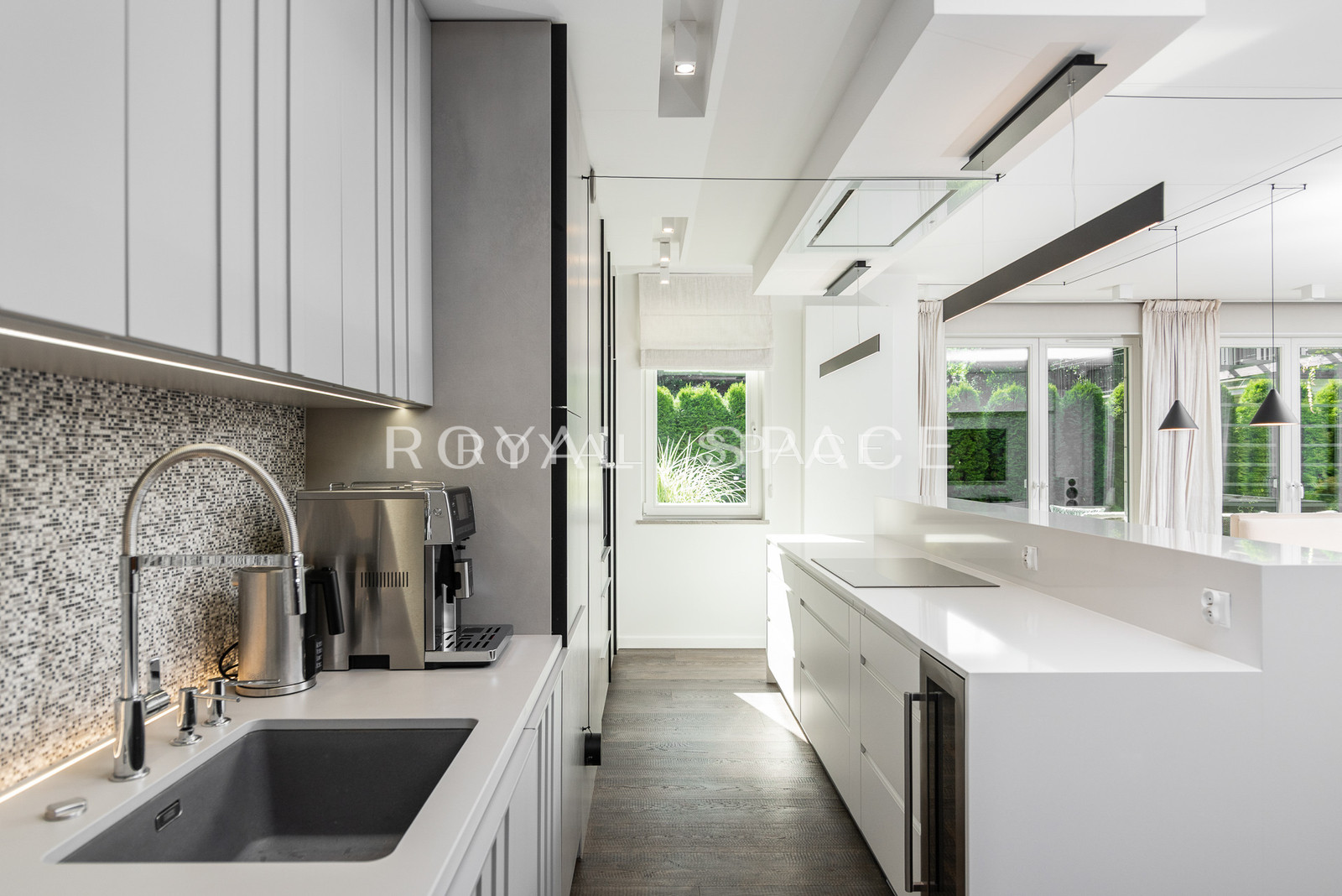 Designerski apartament z ogrodem – Czarodziejska