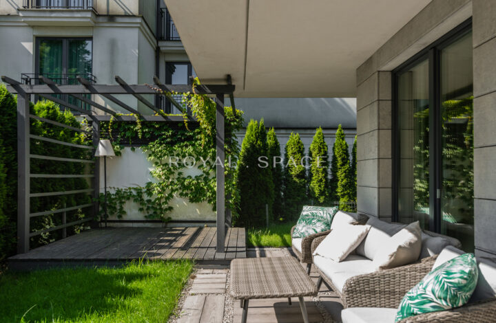 Designerski apartament z ogrodem – Czarodziejska