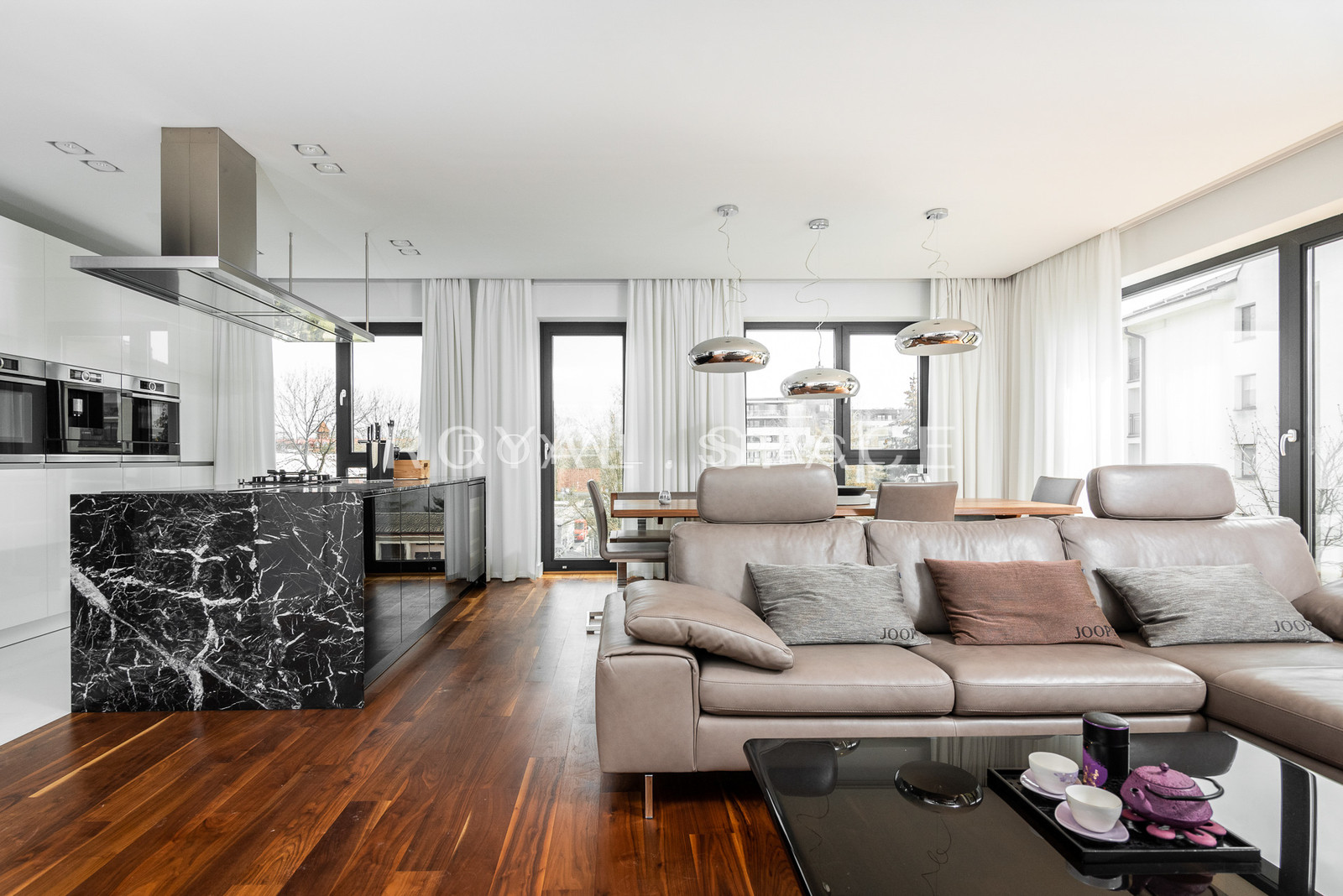 Luksusowy, dwupoziomowy penthouse z tarasem!