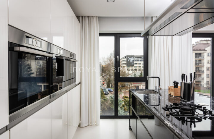 Luksusowy, dwupoziomowy penthouse z tarasem!