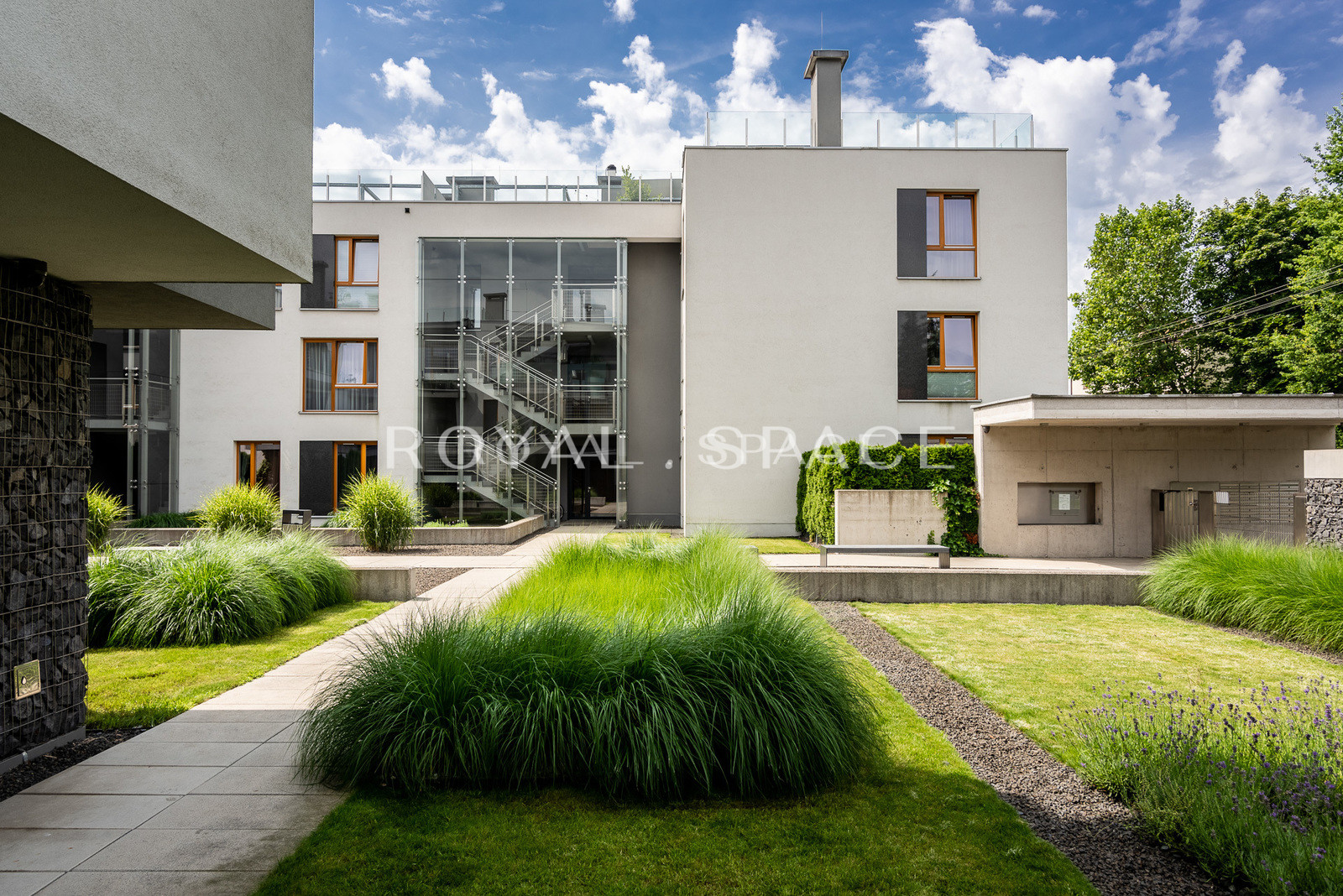 Apartament z pięknym ogrodem na Woli Justowskiej