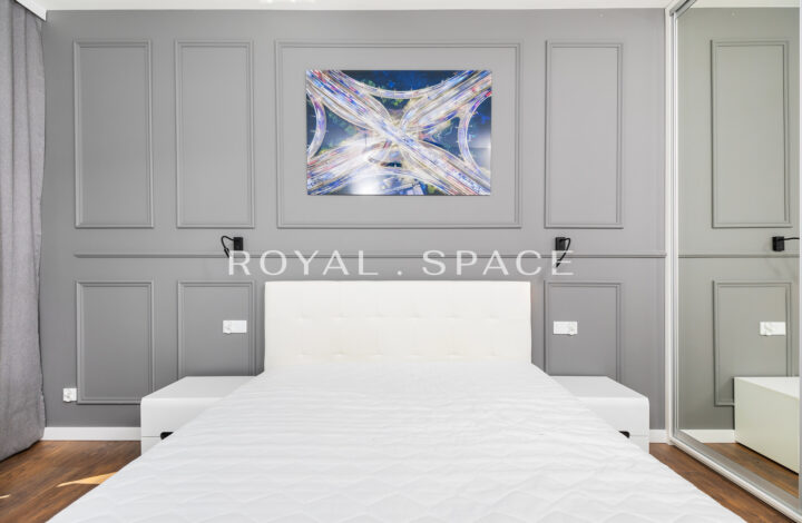 Apartament z balkonem na 8 piętrze – Fabryczna