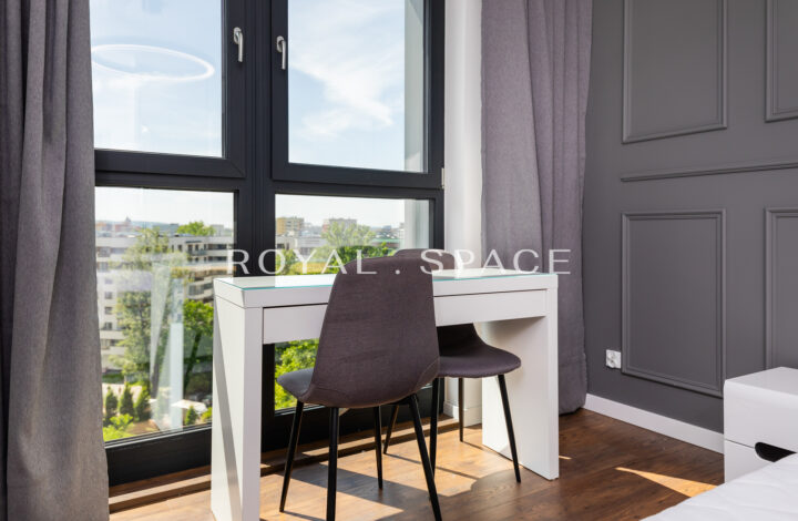 Apartament z balkonem na 8 piętrze – Fabryczna