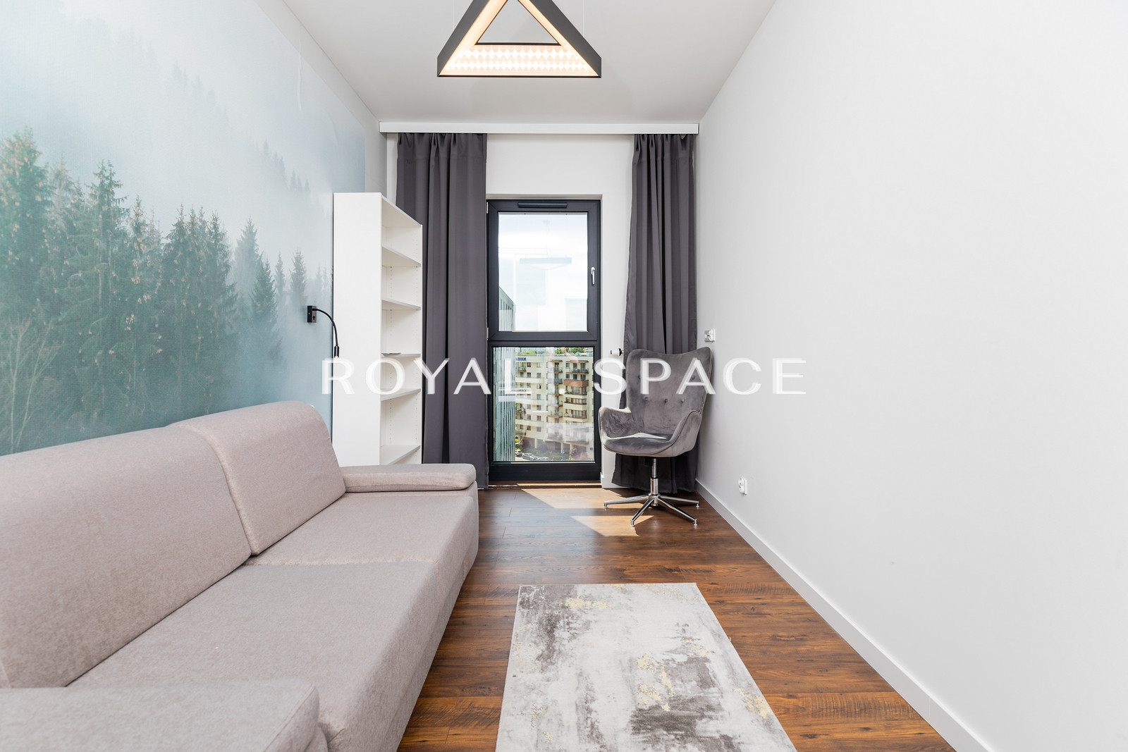 Apartament z balkonem na 8 piętrze – Fabryczna