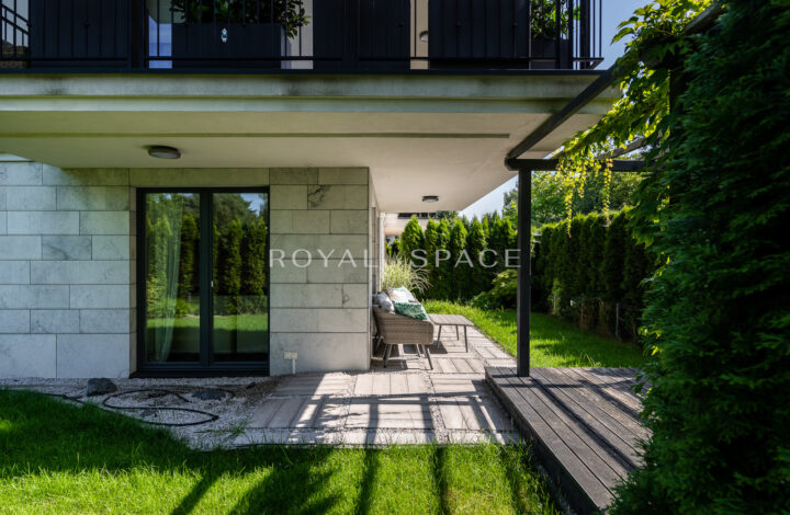 Designerski apartament z ogrodem – Czarodziejska