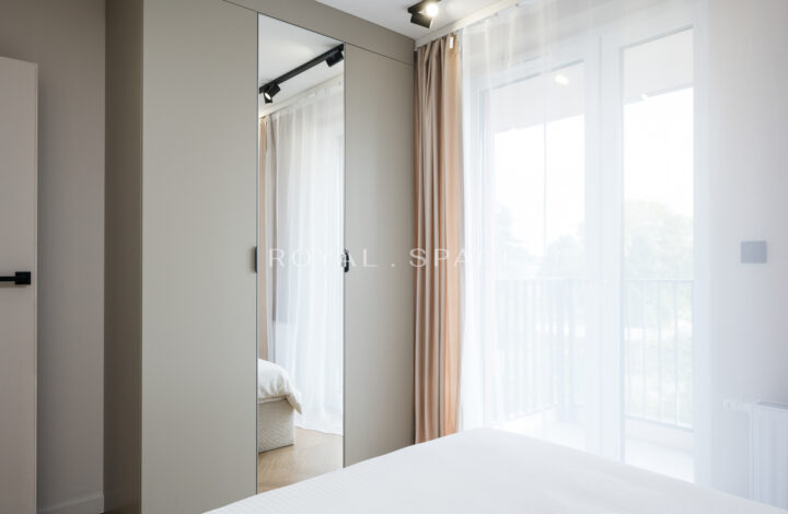 Nowe, elegancko wykończone mieszkanie z balkonem