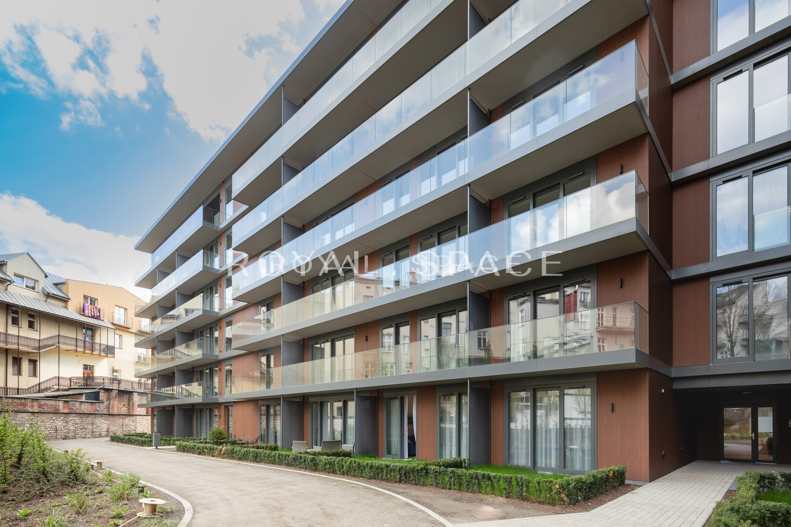 4 mieszkania z możliwością połączeń- Angel Stradom