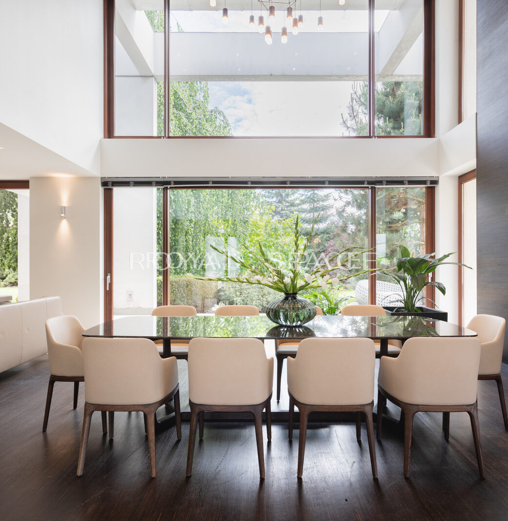 Luksusowy willa z basenem na Bielanach!