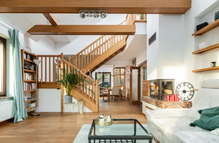 Tomaszowice, Wielka Wieś, Ujazdowska