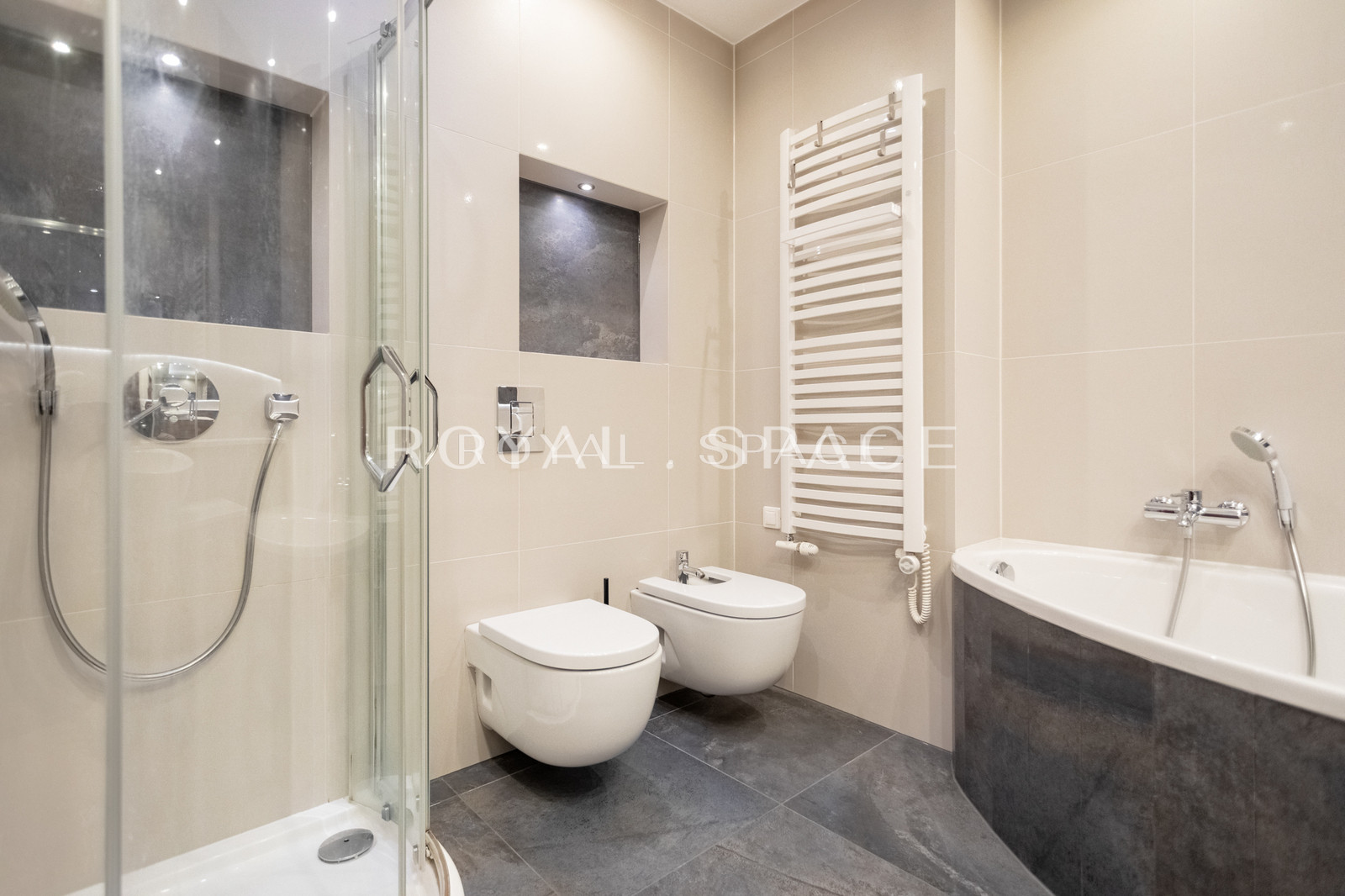 Przestronny apartament z tarasami na Ludwinowie