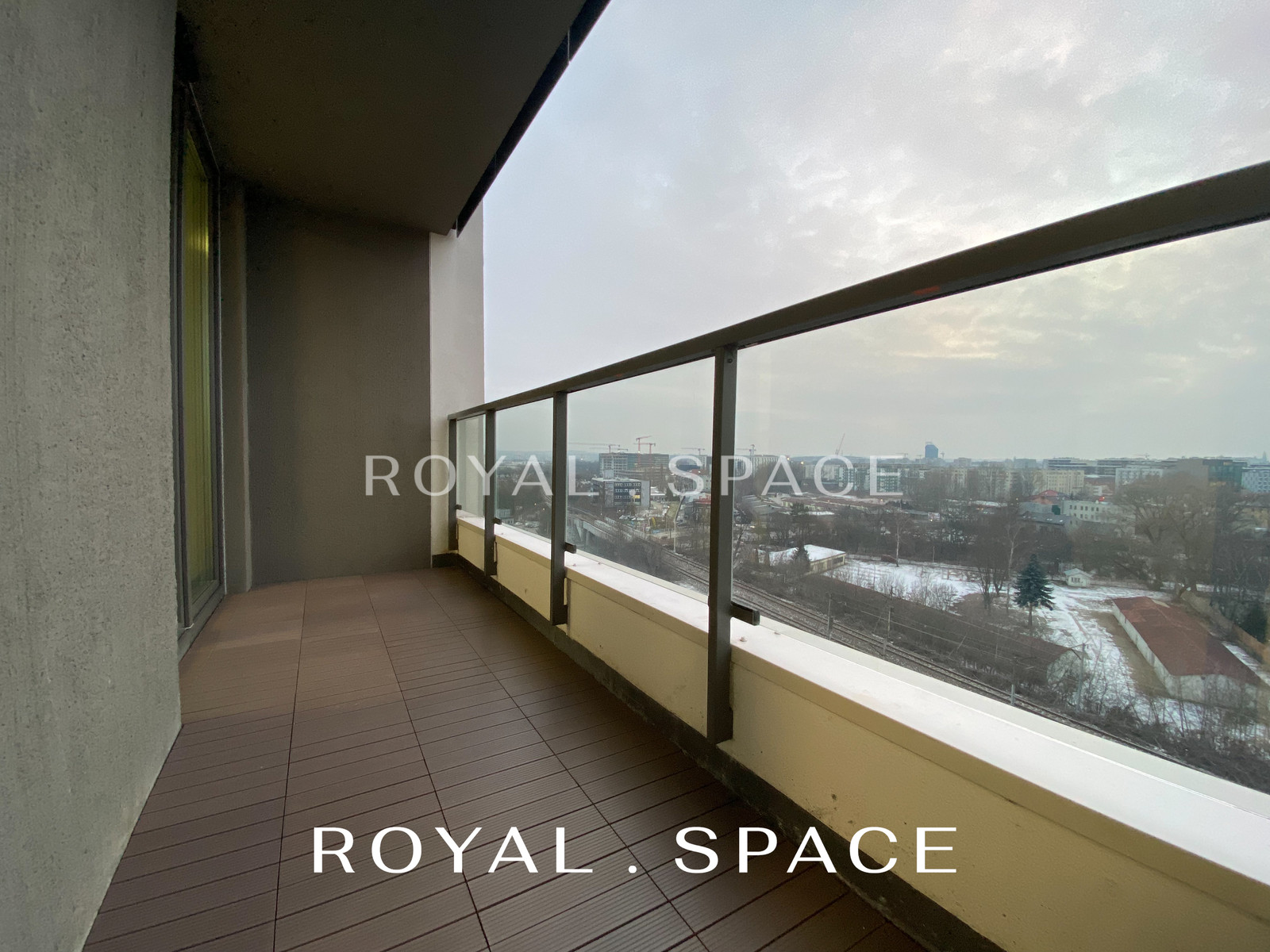 Apartament w Mogilska Tower z pięknym widokiem
