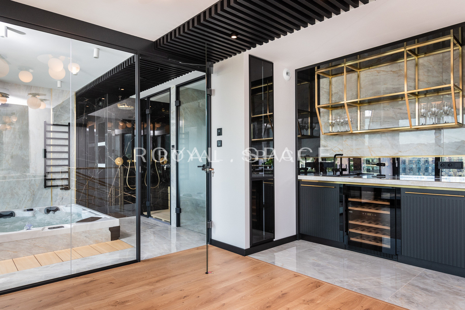 Luksusowy penthouse z tarasem z jacuzzi i sauną!