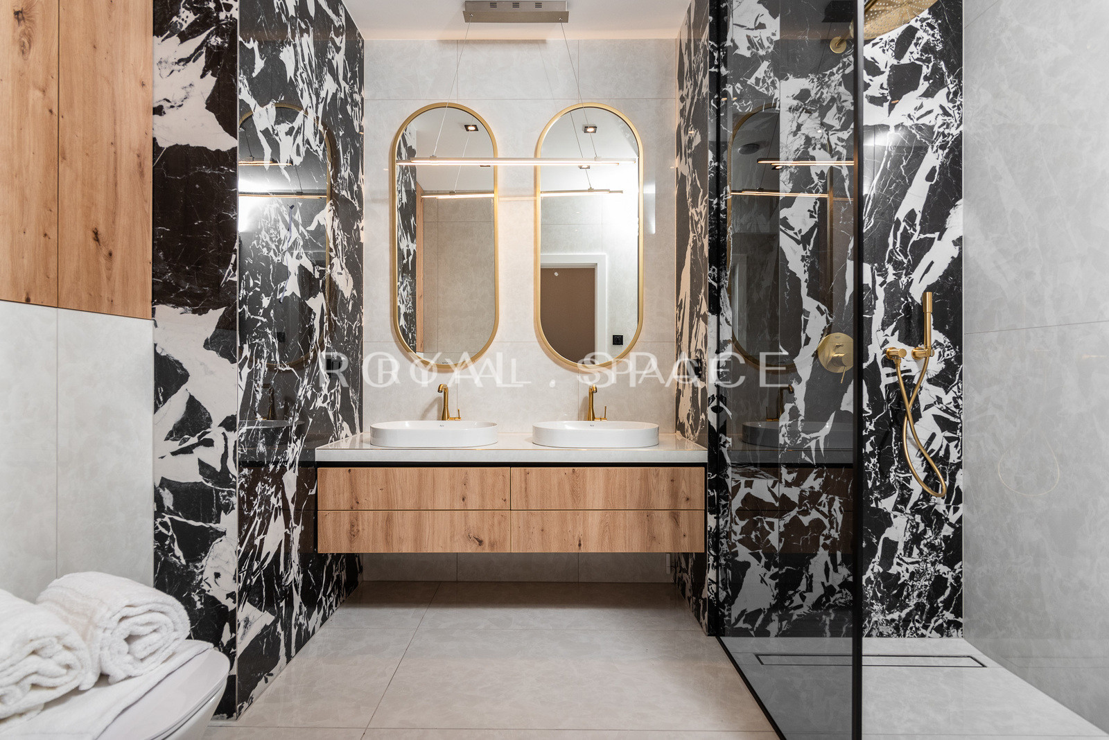 Luksusowy penthouse z tarasem z jacuzzi i sauną!