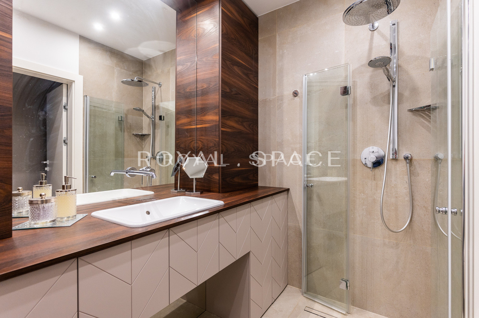 Przytulny apartament z tarasem – klimatyzacja