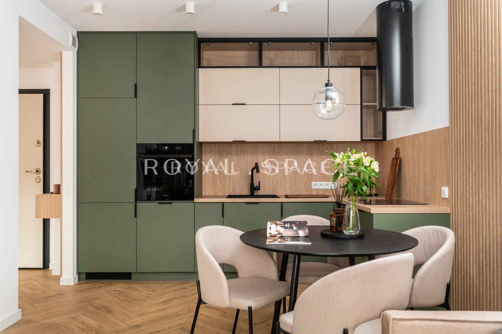 Modern, comfortable apartment with balcony