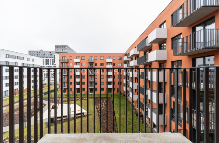 Modern, comfortable apartment with balcony